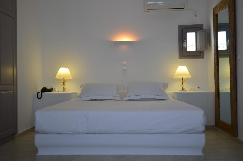 Mar Inn Hotel Folégandros エクステリア 写真